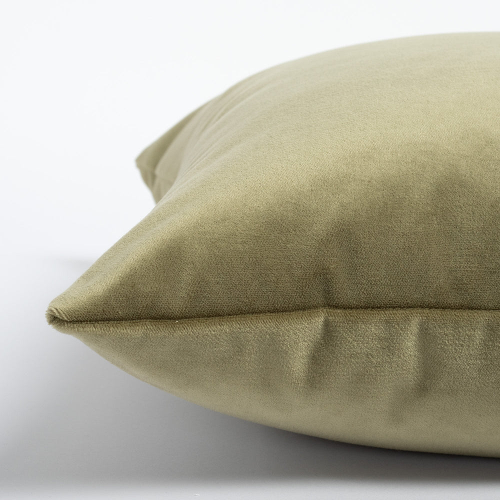 Ritz Velvet Pillow | Pillow | Derrick Details