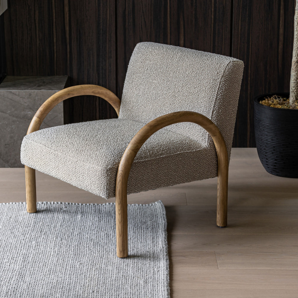 Eros Chair | Lounge Chair | Derrick Details