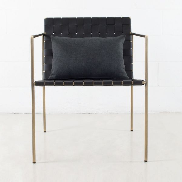 Soho Lounge Chair | Lounge Chair | Derrick Details